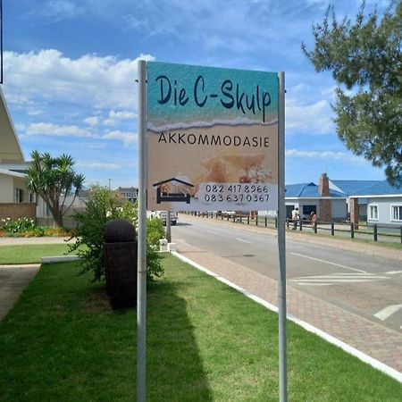 Die C Skulp Bed & Breakfast Hartenbos Bagian luar foto